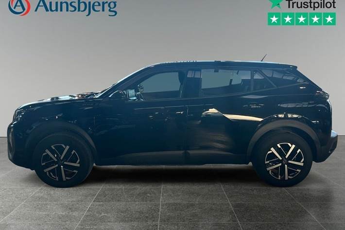 Sort Peugeot e-2008 fra 2025