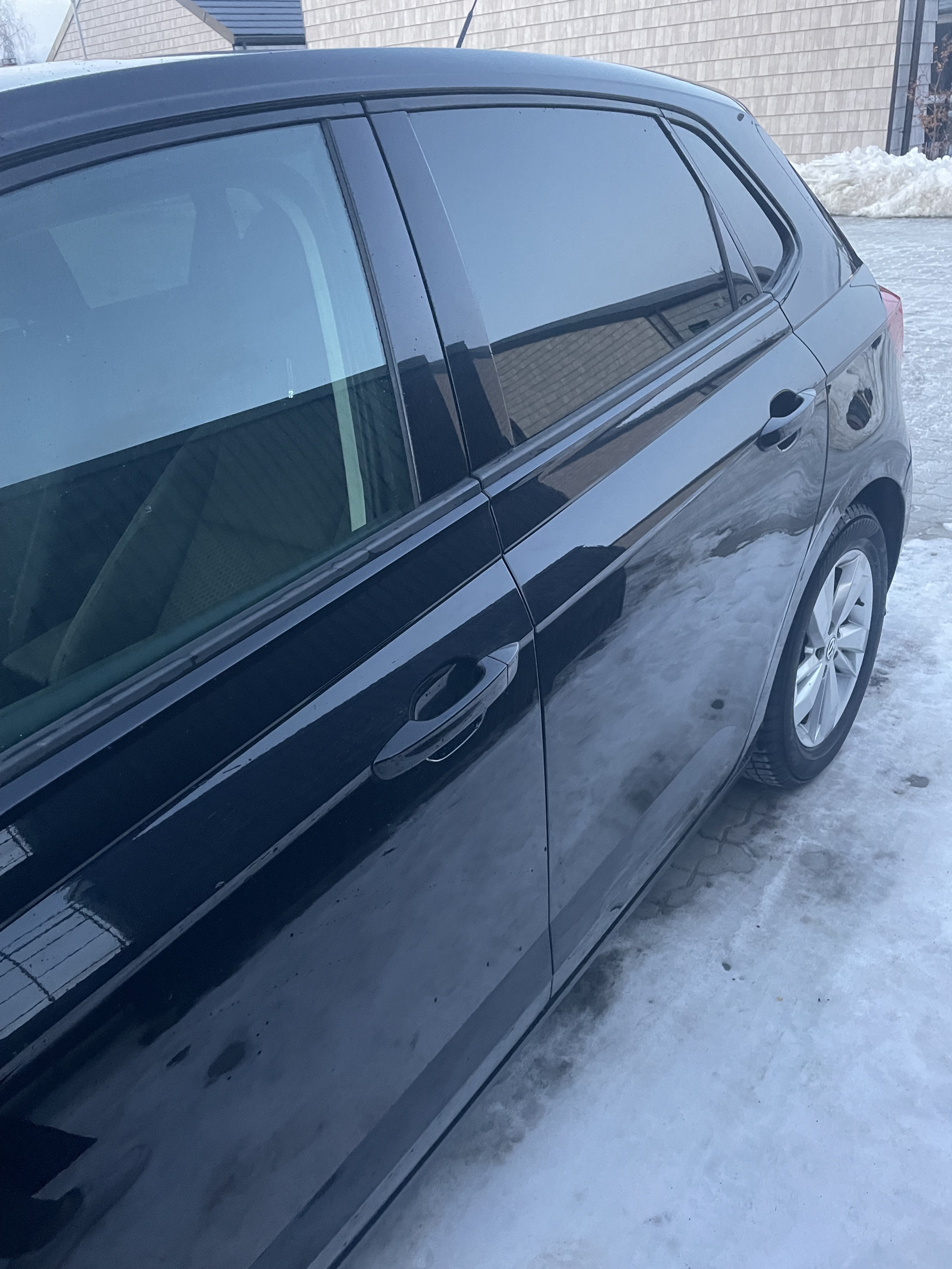 Sort VW Polo fra 2025