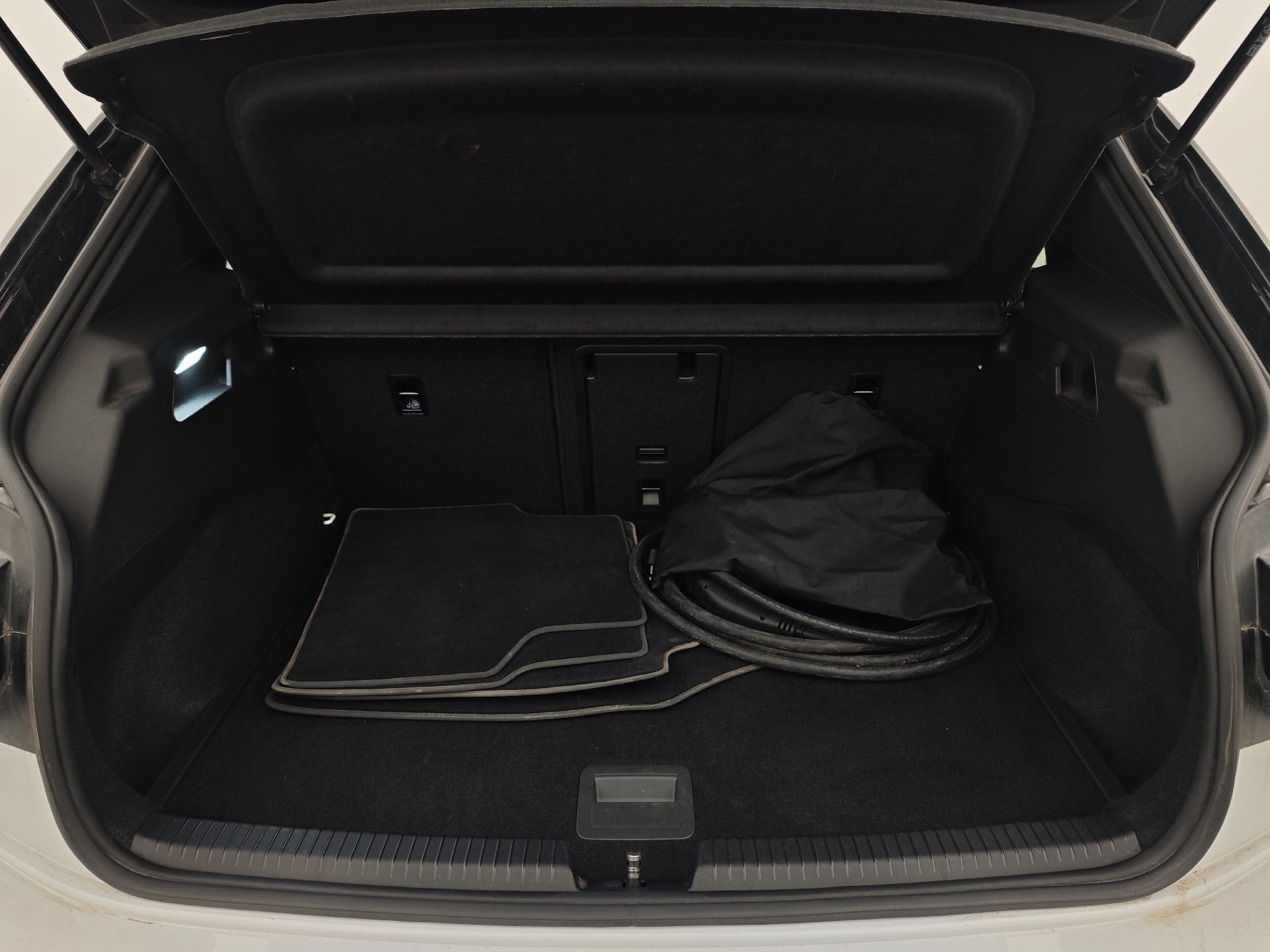 Hvid VW ID.3 fra 2021