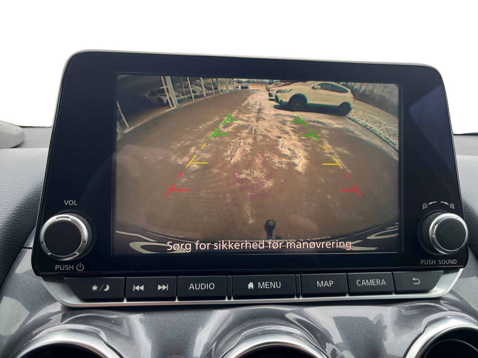 Hvid Nissan Juke fra 2023