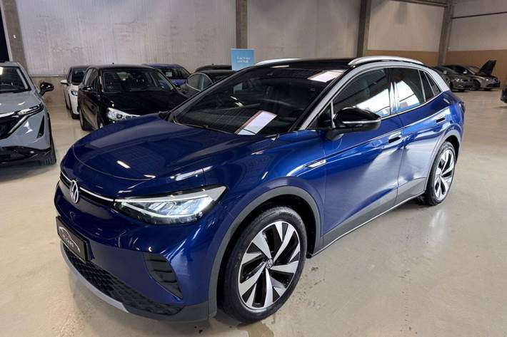 Blå VW ID.4 fra 2021 set udefra