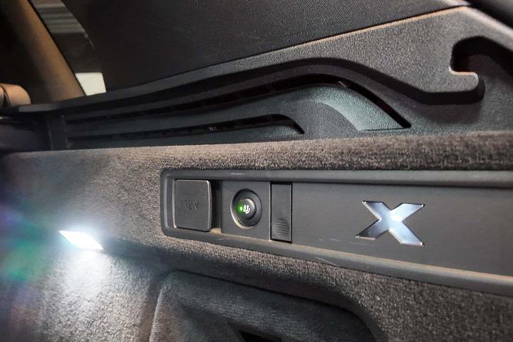 Sort BMW X5 fra 2022