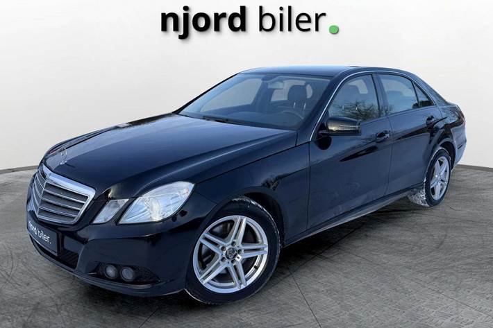 undefined Mercedes E300 fra 2010 set udefra