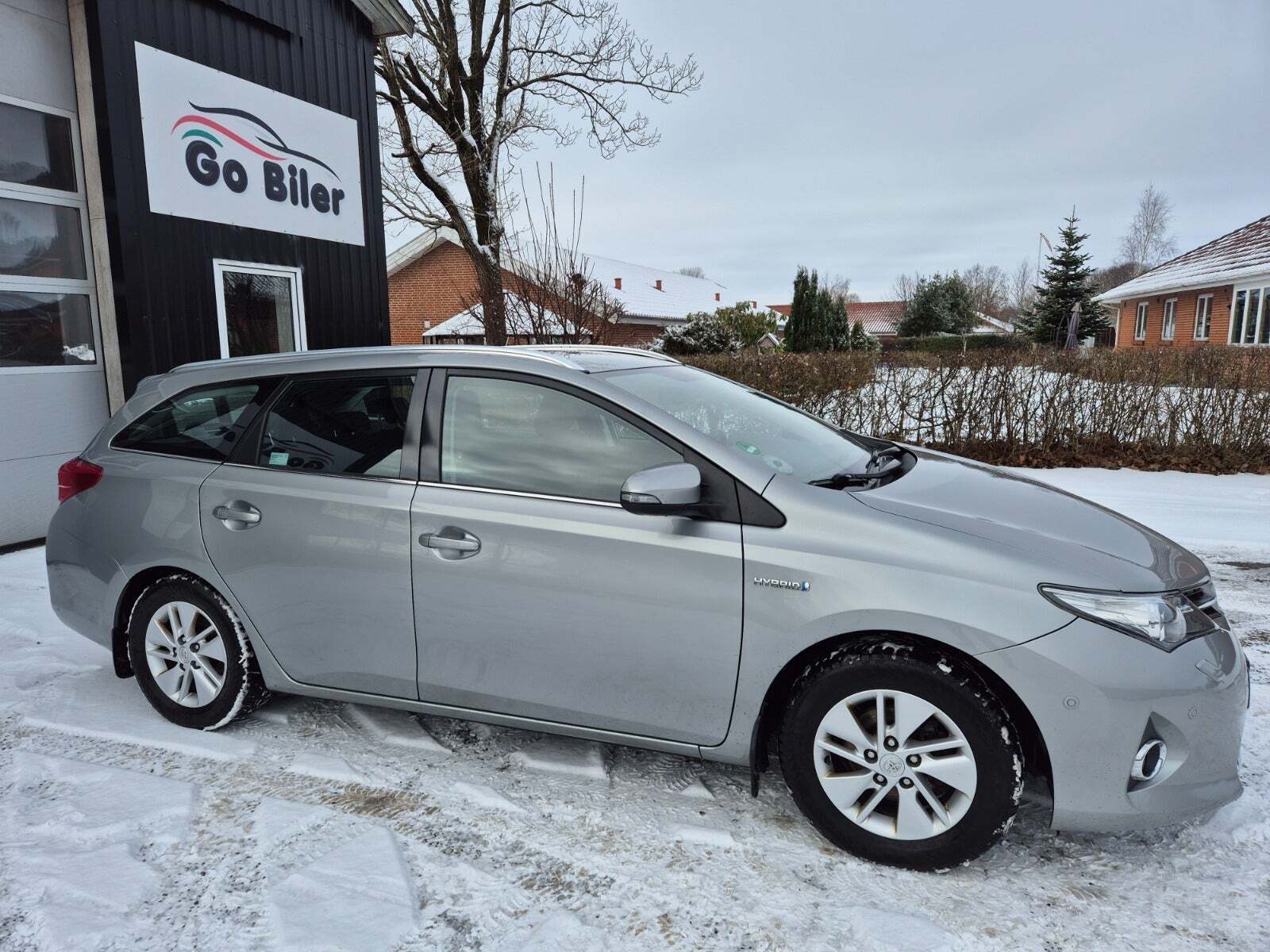Toyota Auris 1,8 Hybrid H2 CVT