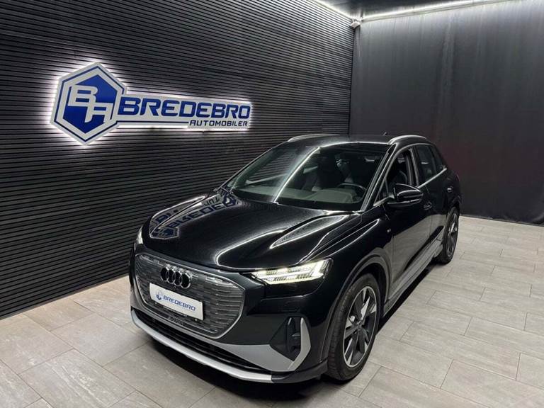 Audi Q4 e-tron 45 S-line Van