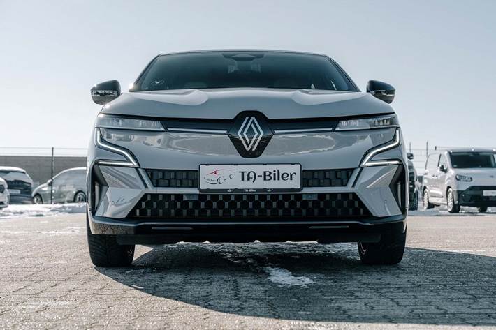 Grå Renault Megane E-Tech fra 2022