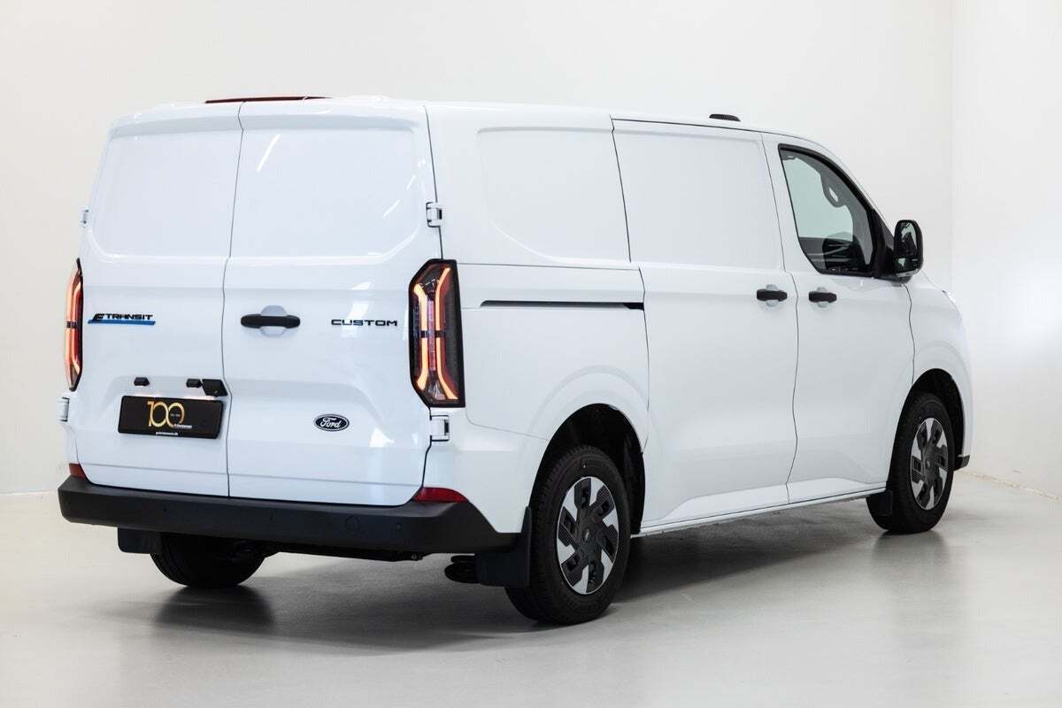 Ford E-Transit Custom 320S 64 Trend