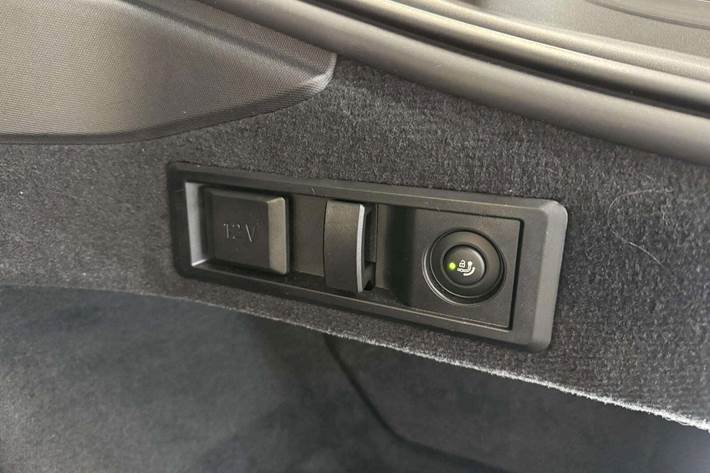 Grå BMW i4 fra 2024