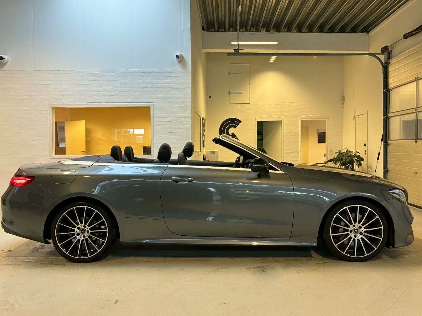 Mercedes E300 2,0 Cabriolet aut.