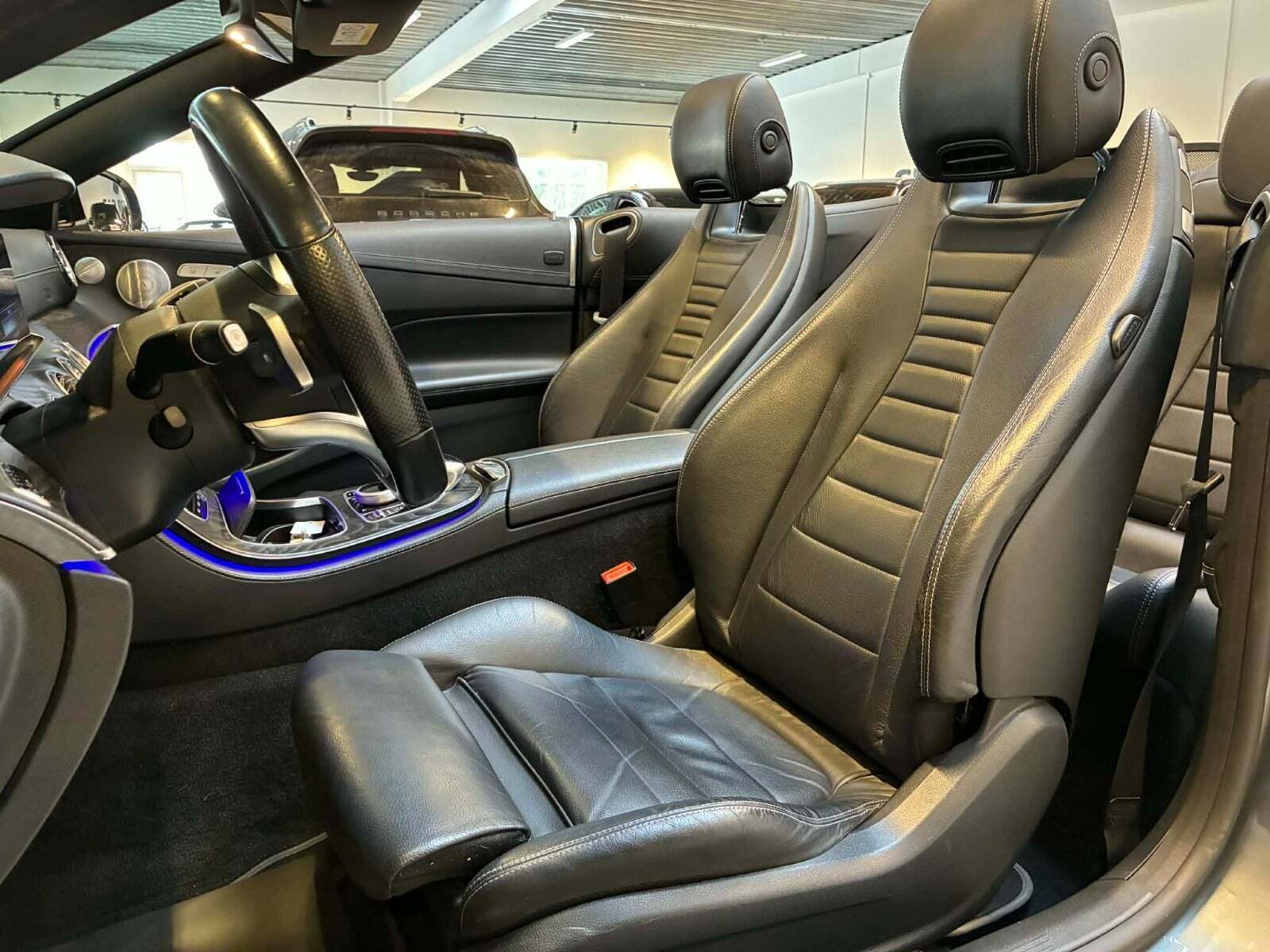 Mercedes E300 2,0 Cabriolet aut.