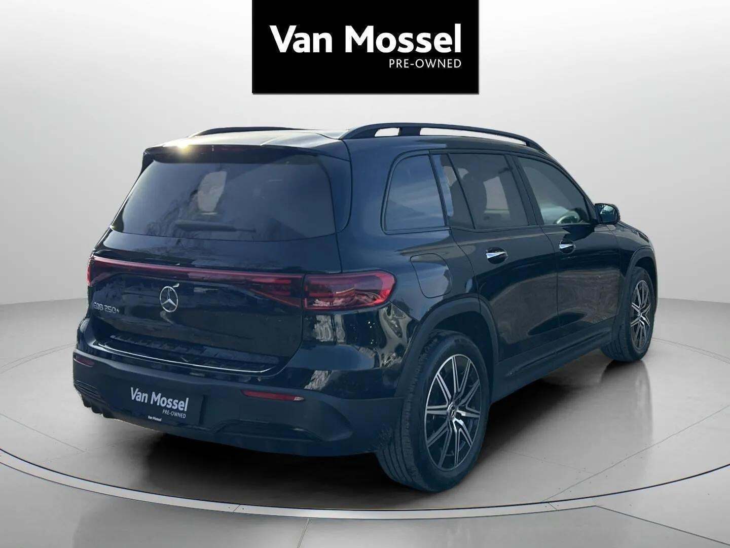 Mercedes EQB250+ AMG Line 7prs