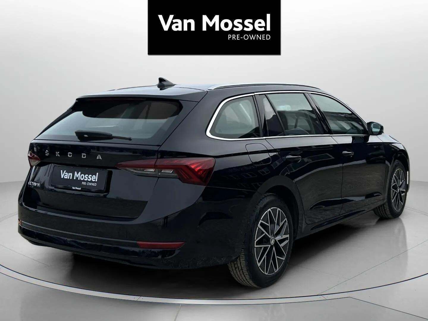 Skoda Octavia 2,0 TDi 150 Style First Edition Combi DSG