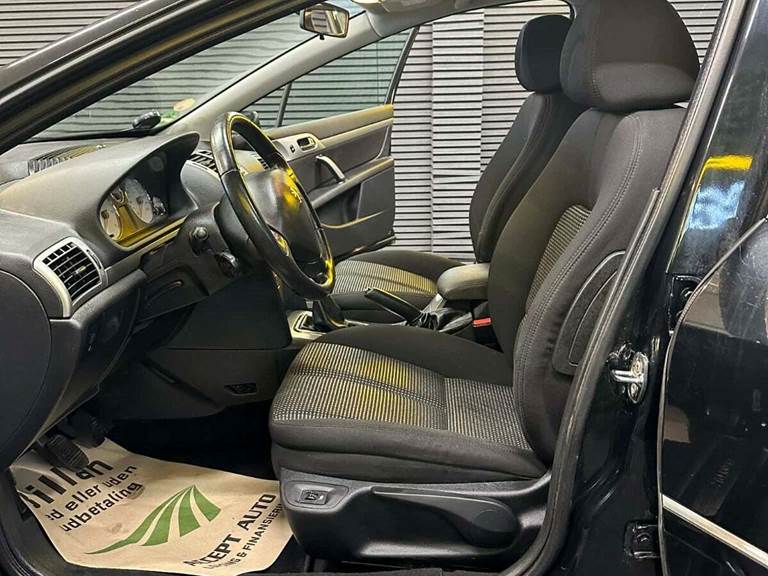 Peugeot 407 2,0 HDi 136 Premium SW