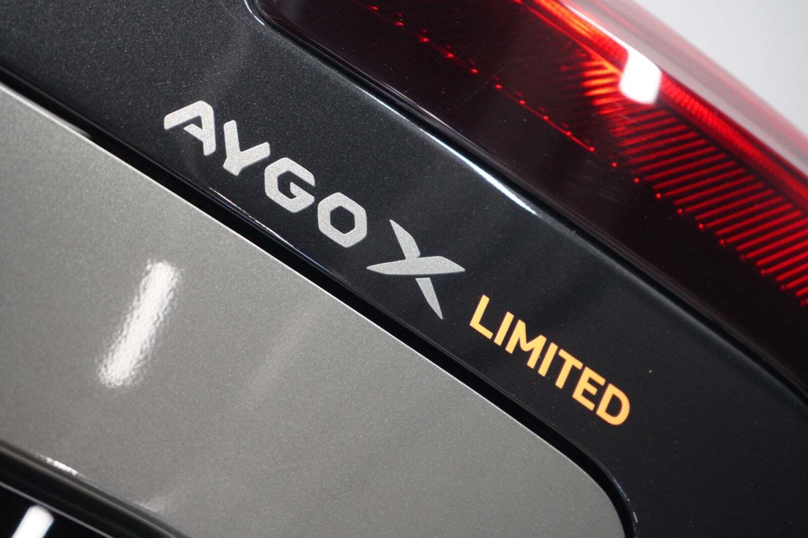 Sort Toyota Aygo X fra 2022