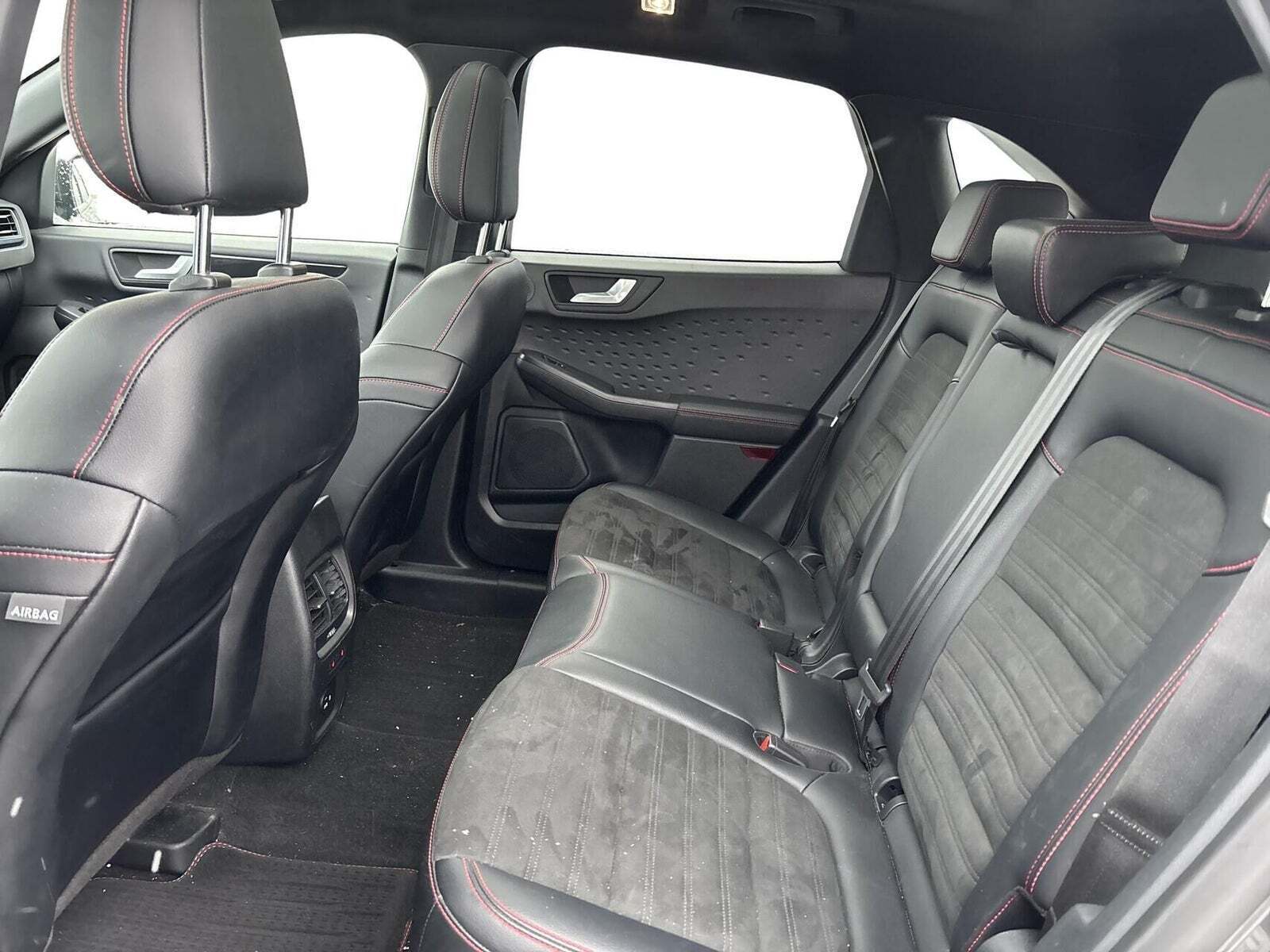 Ford Kuga 2,5 PHEV ST-Line X CVT