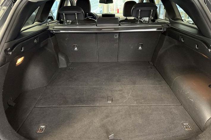 Grå Kia Ceed fra 2021