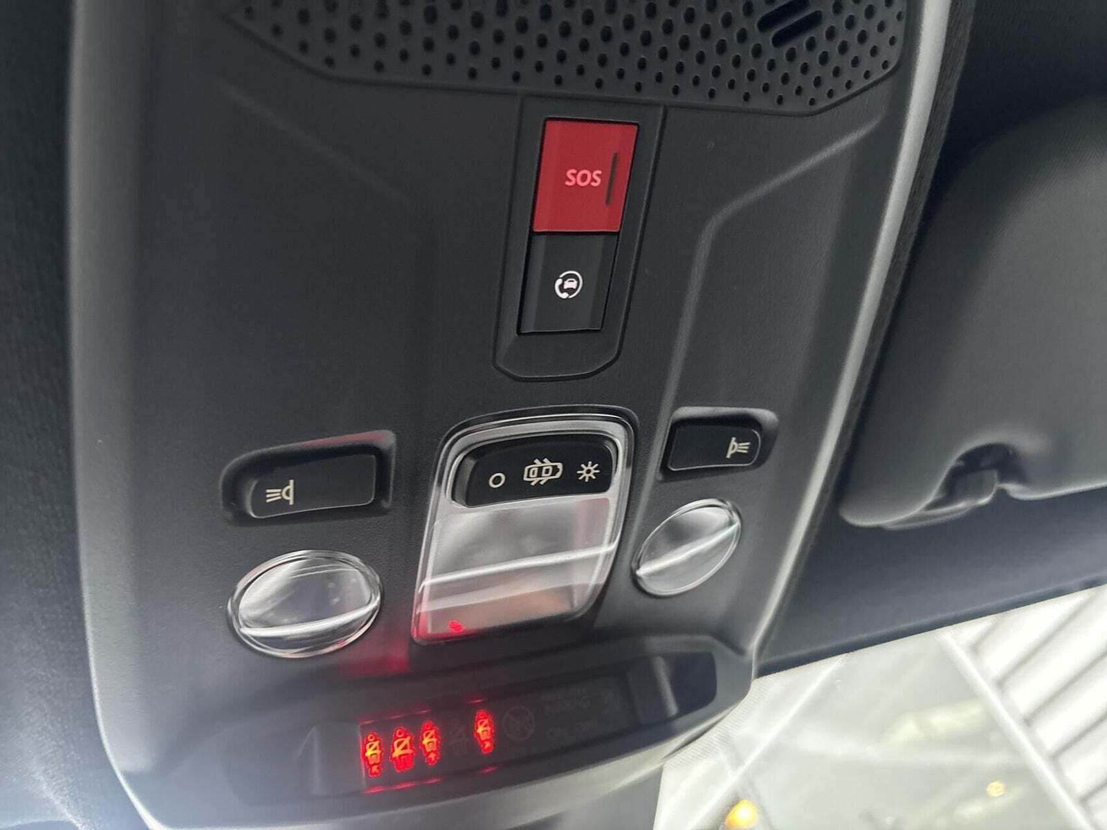 Sort Opel Corsa-e fra 2024