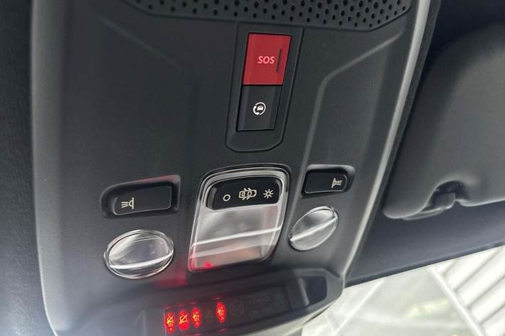 Sort Opel Corsa-e fra 2024