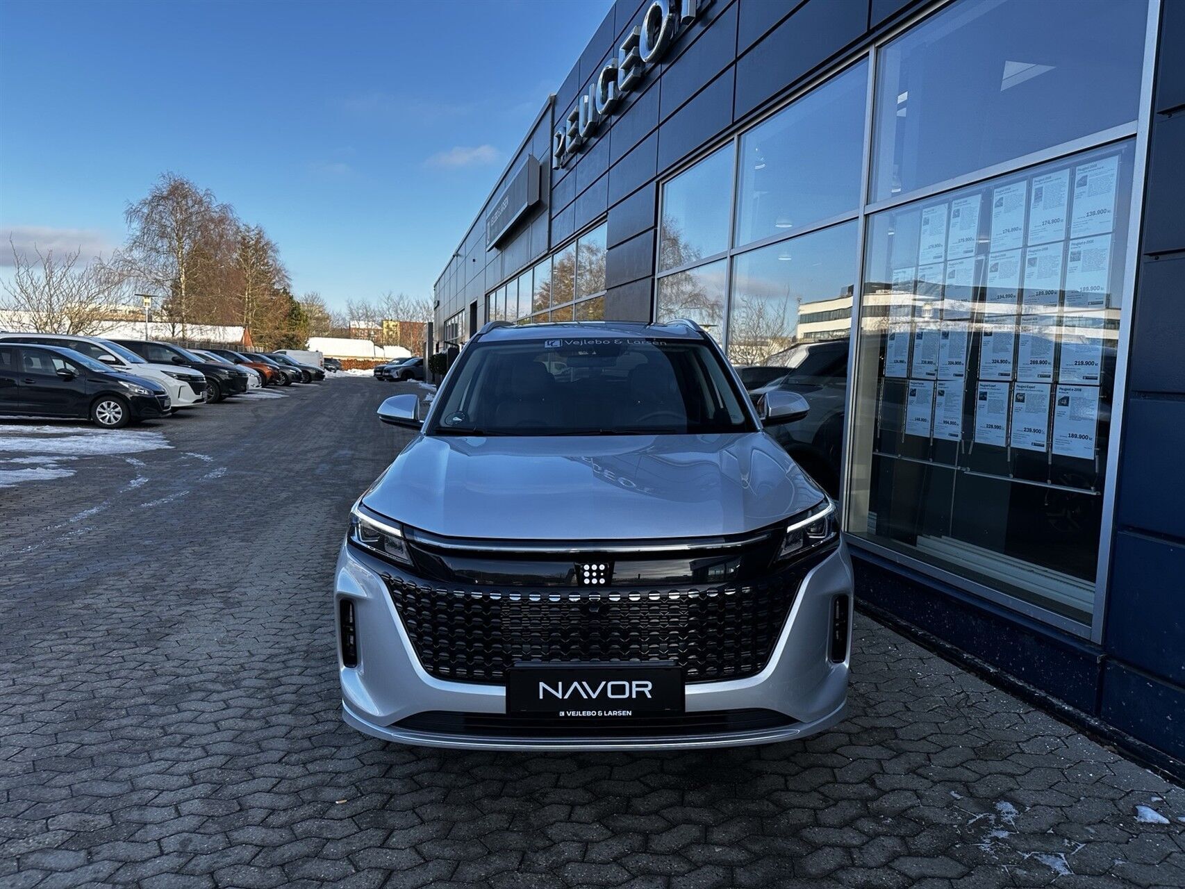 Navor E5 1,5 Plugin-hybrid Rock E-CVT 218HK 5d Aut.