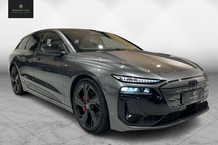 Grå Audi A6 fra 2025 set udefra