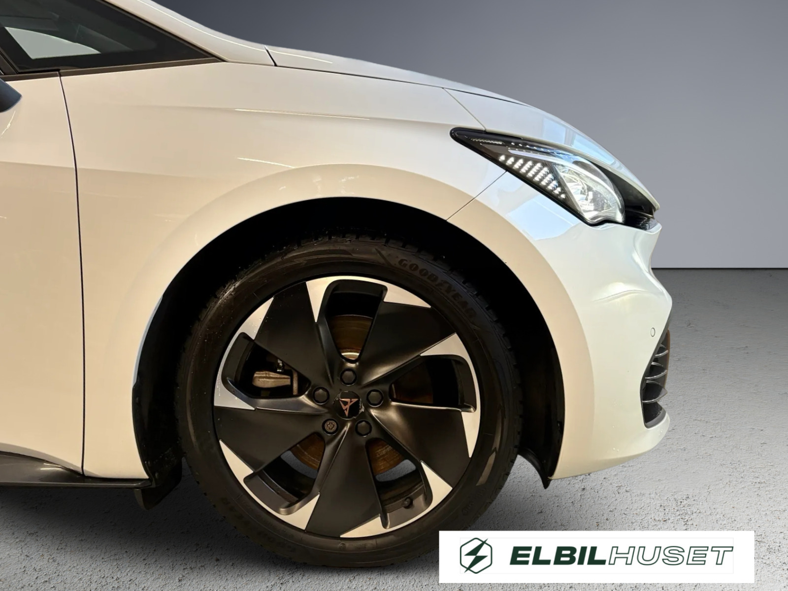 Hvid Cupra Born fra 2025