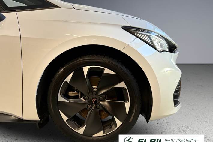 Hvid Cupra Born fra 2025