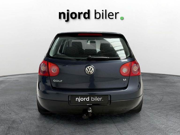 VW Golf V 1,6 FSi Comfortline