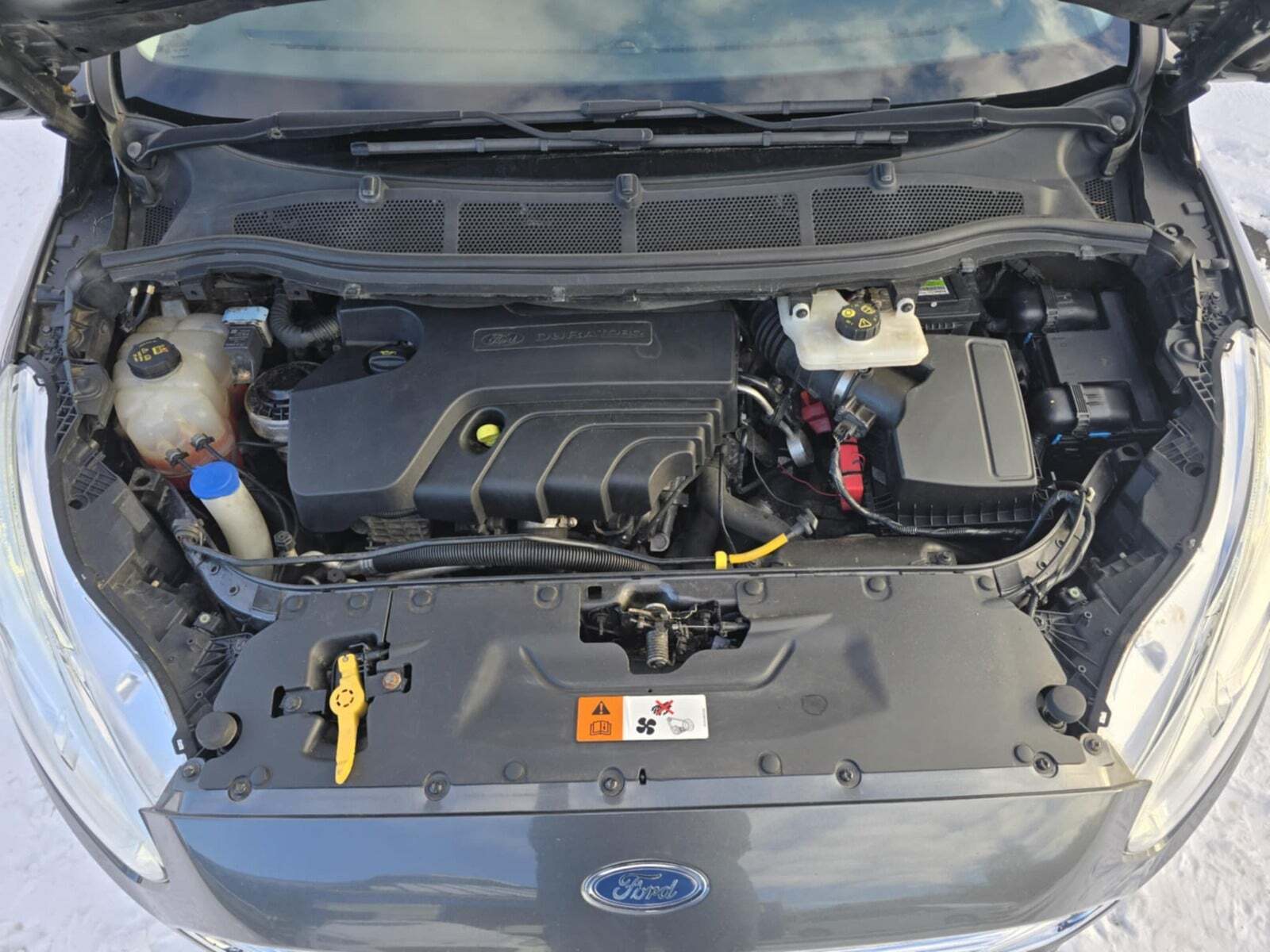 Grå Ford Galaxy fra 2016