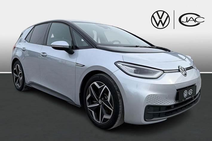 Sølv VW ID.3 fra 2022 set udefra