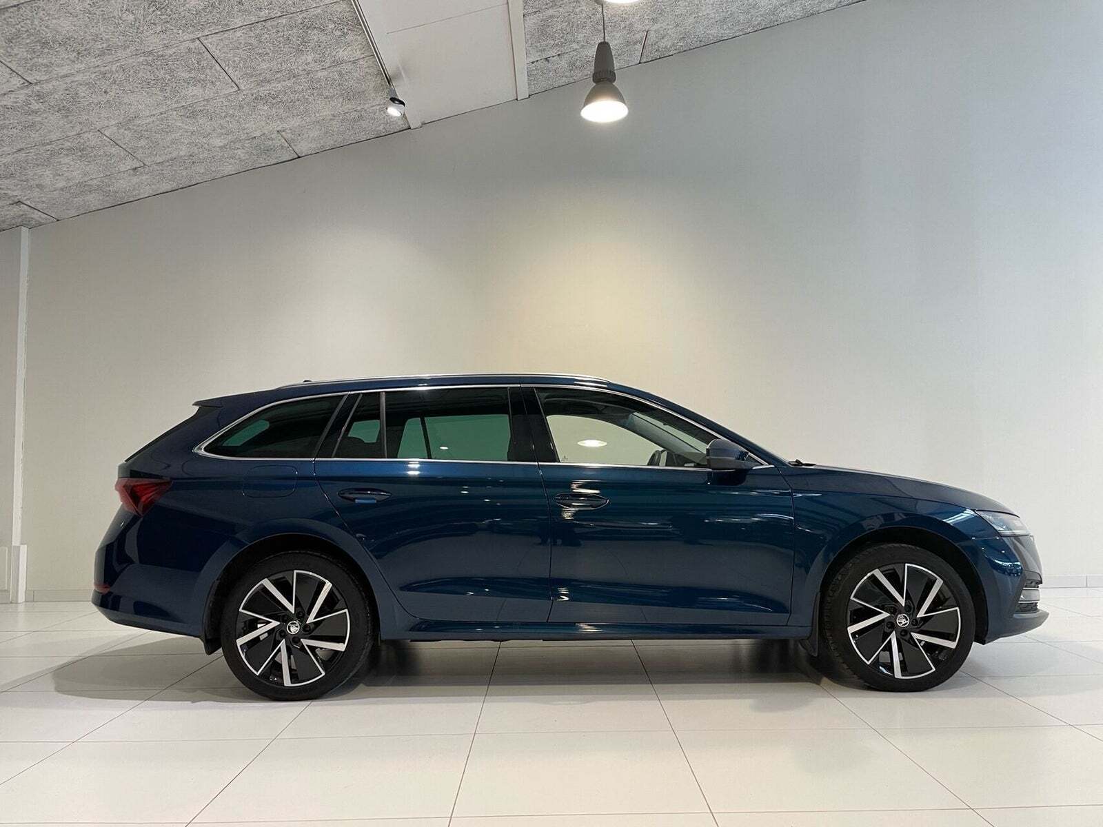 Skoda Octavia 1,4 TSi iV Plus Combi DSG