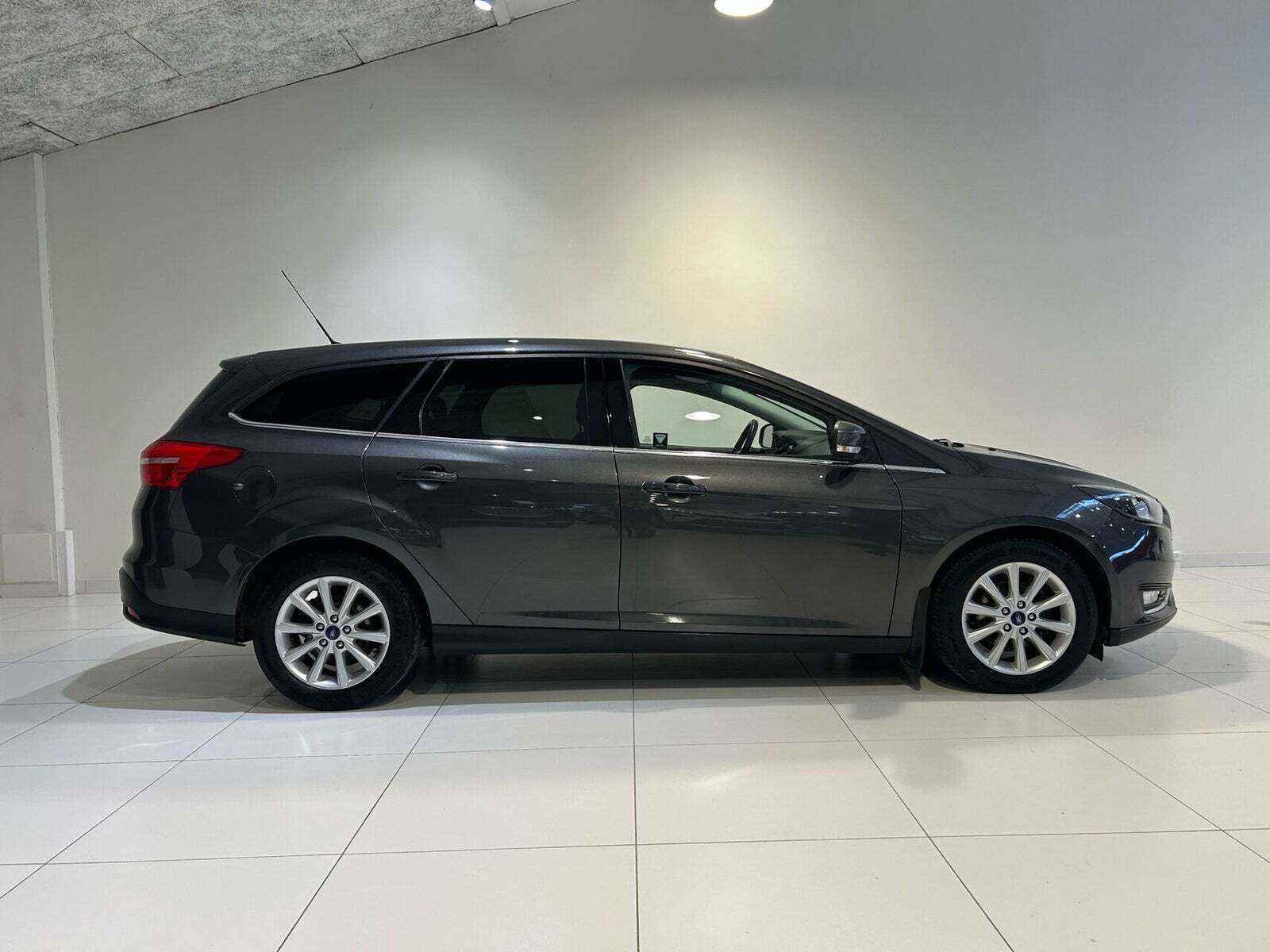 Ford Focus 1,0 SCTi 125 Titanium Fun stc.