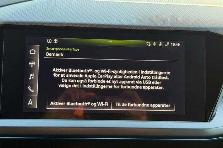 Grå Audi Q4 e-tron fra 2023