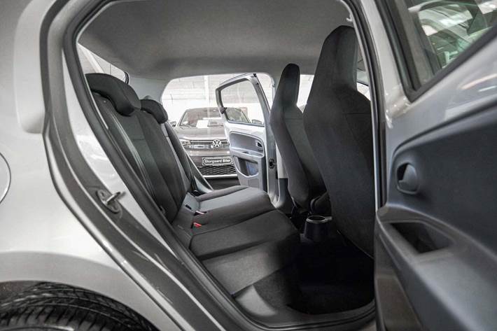 Beige Skoda Citigo fra 2019 set indefra