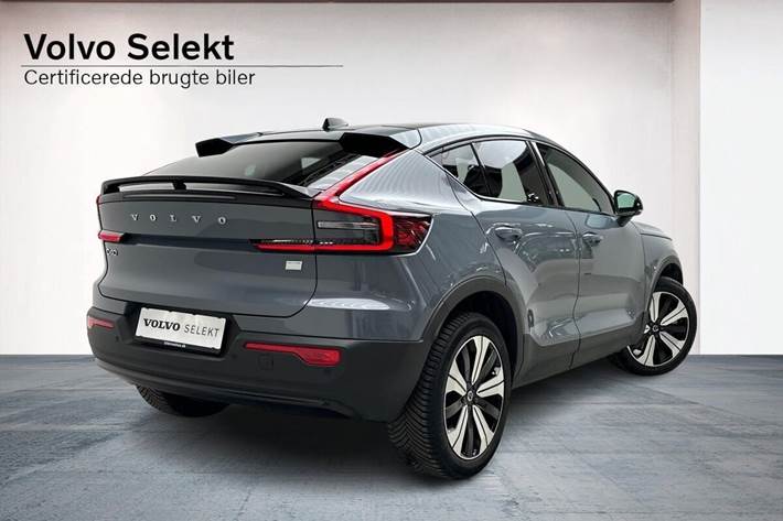 Grå Volvo C40 fra 2022