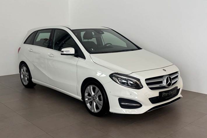 Hvid Mercedes B200 fra 2018