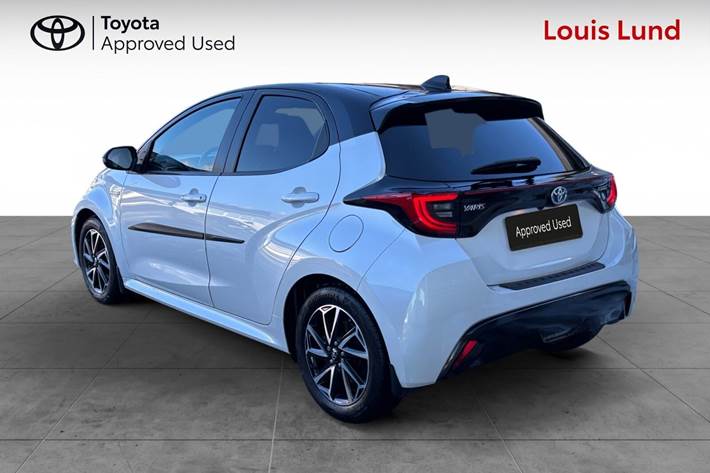 undefined Toyota Yaris fra 2021