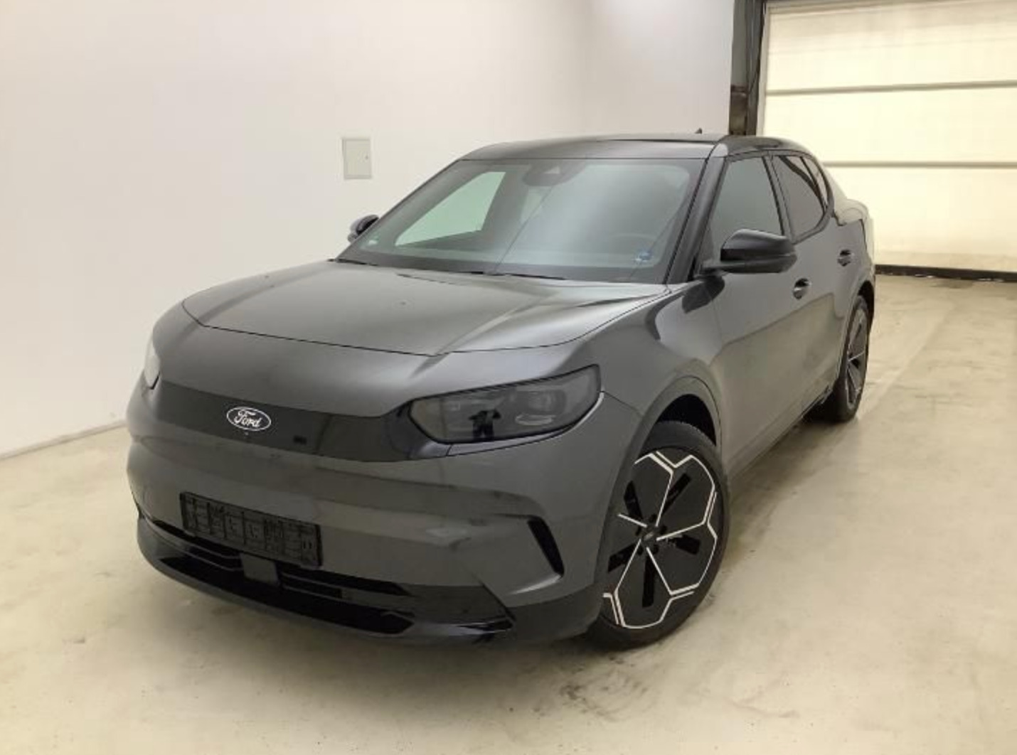 Ford Capri 79 Premium Extended Range AWD