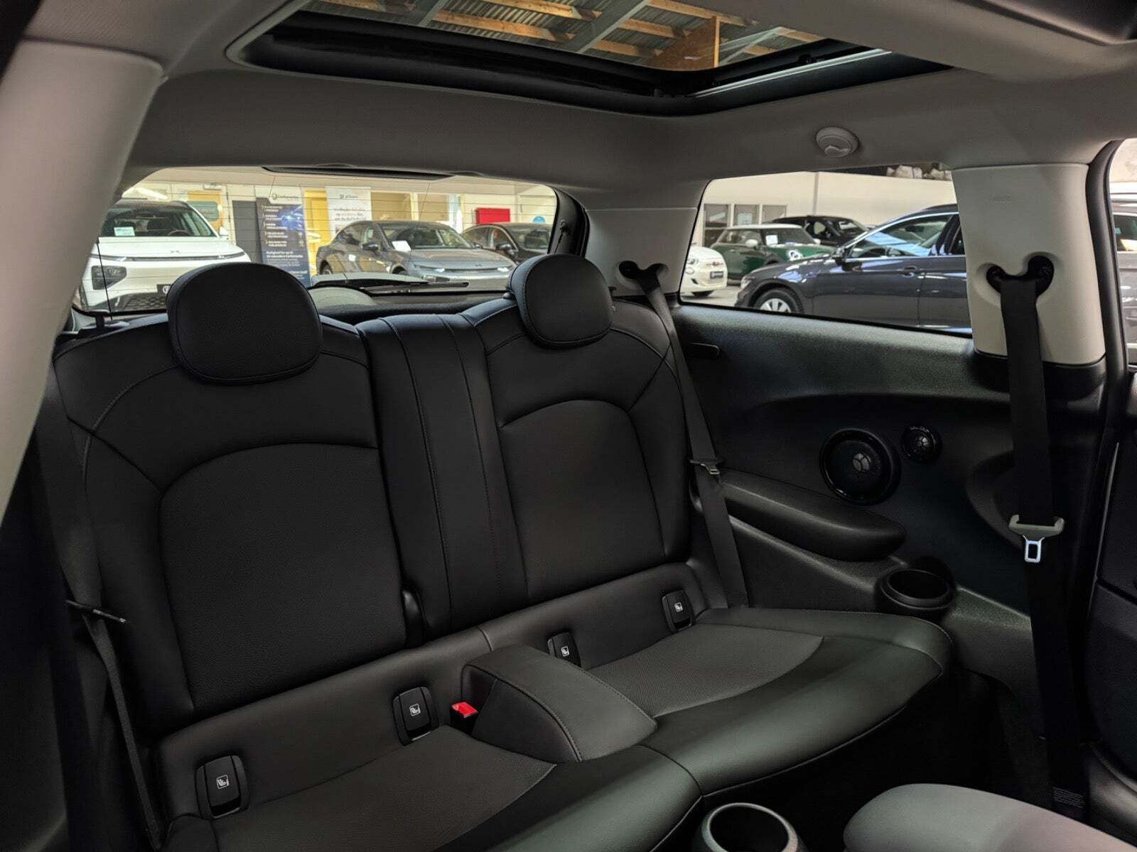 undefined Mini Cooper SE fra 2023