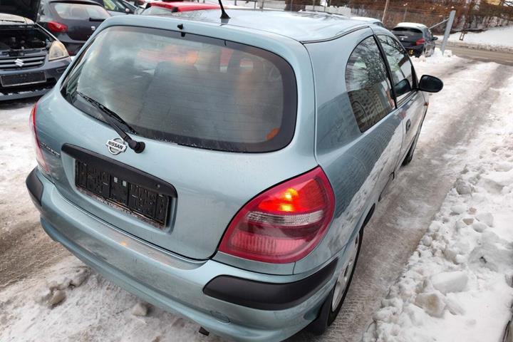 undefined Nissan Almera fra 2001