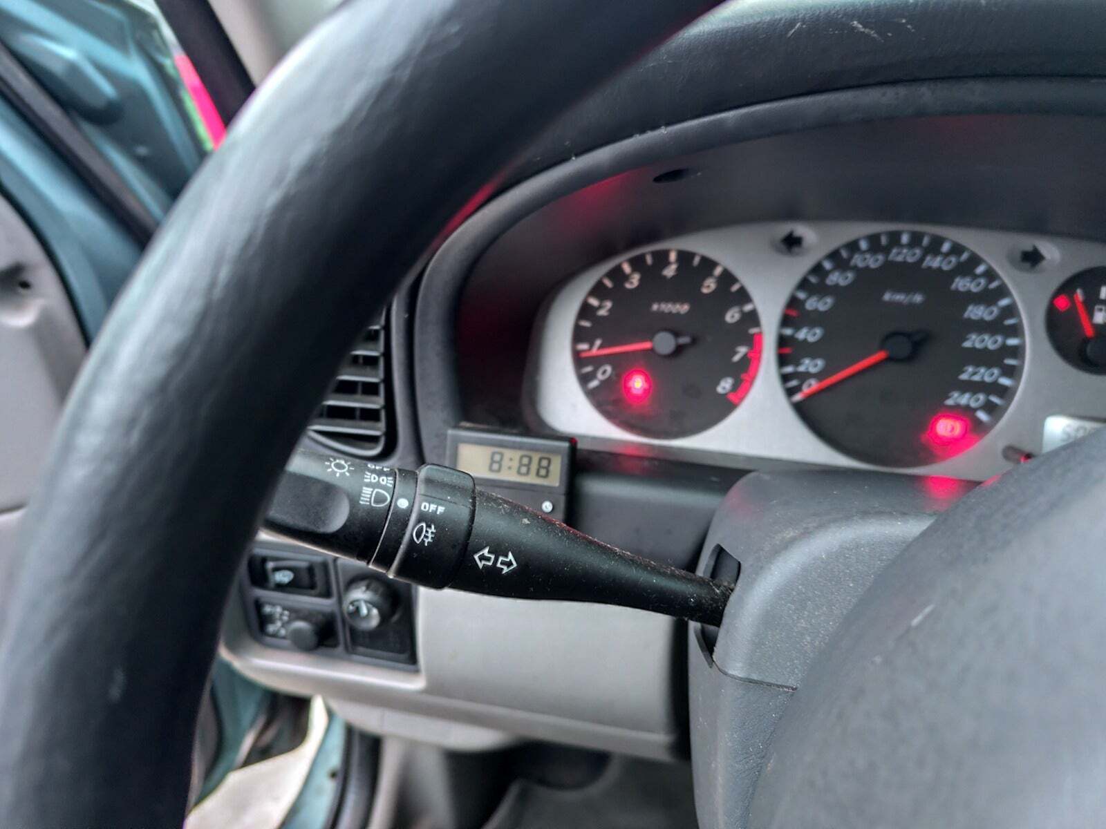 undefined Nissan Almera fra 2001