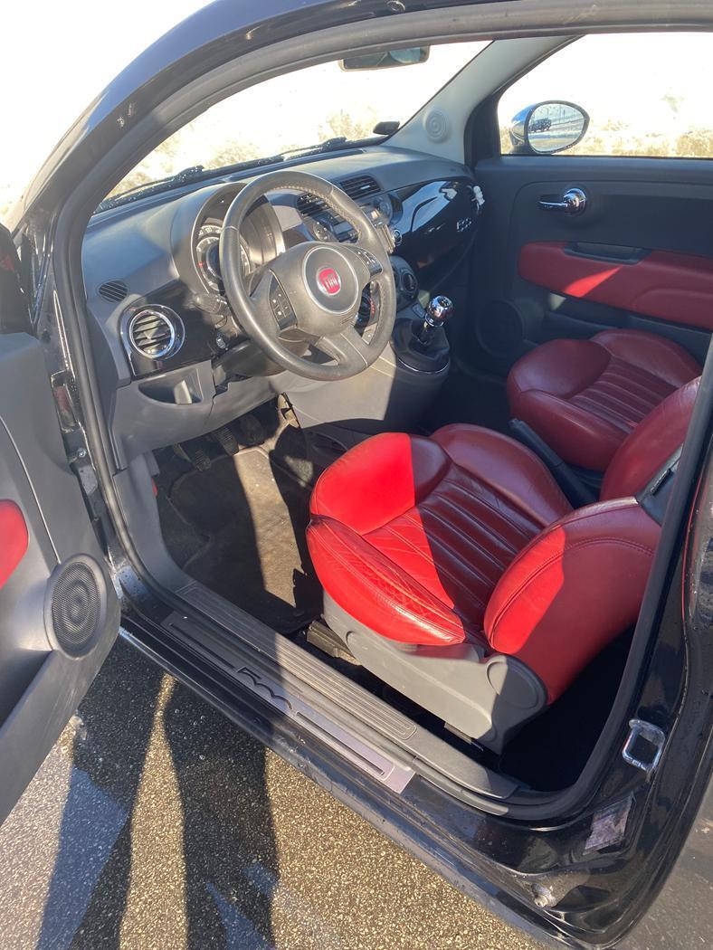 Sort Fiat 500 fra 2010