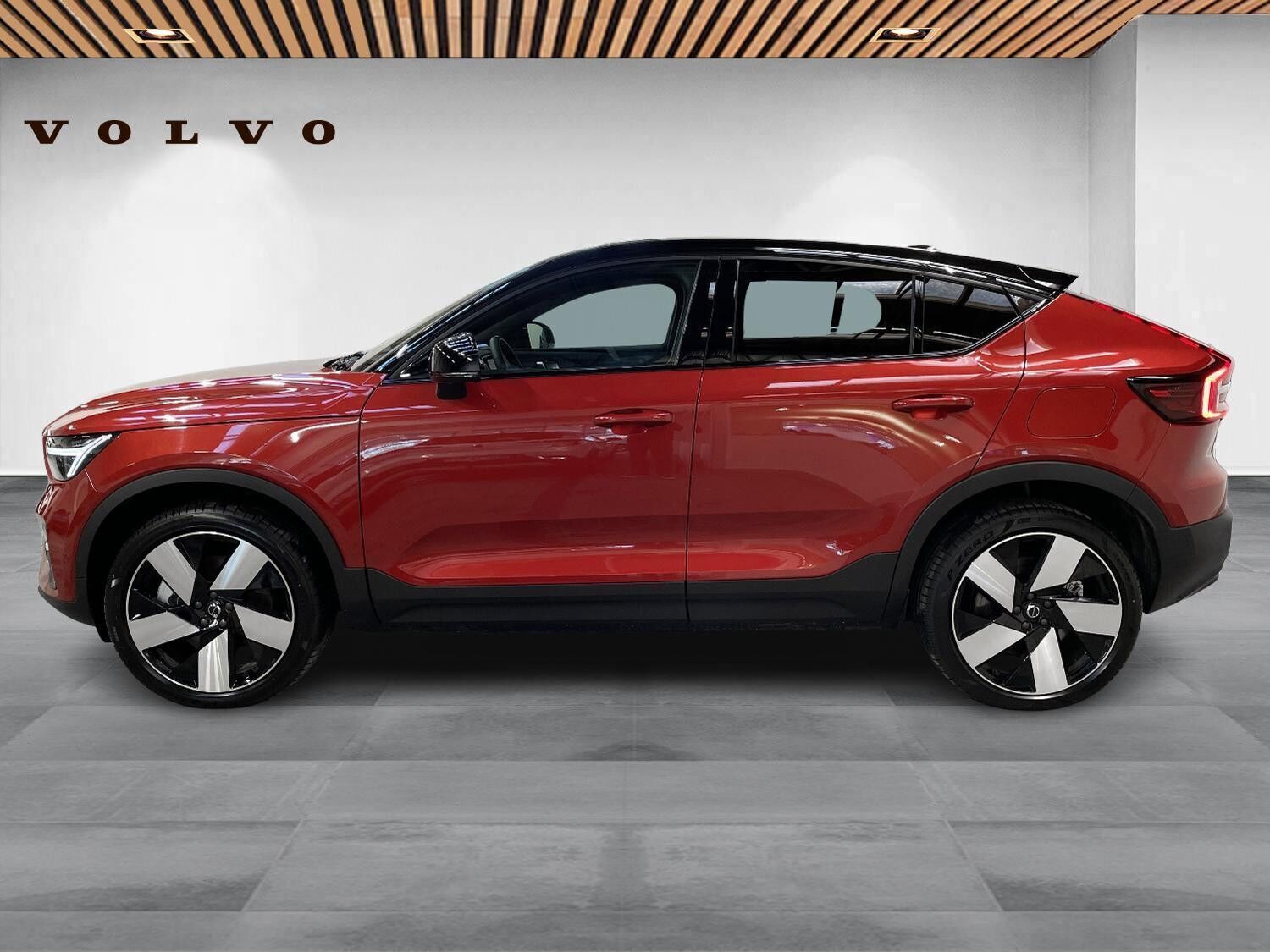 Volvo EC40 Twin Engine Ultra AWD 442HK 5d Aut.