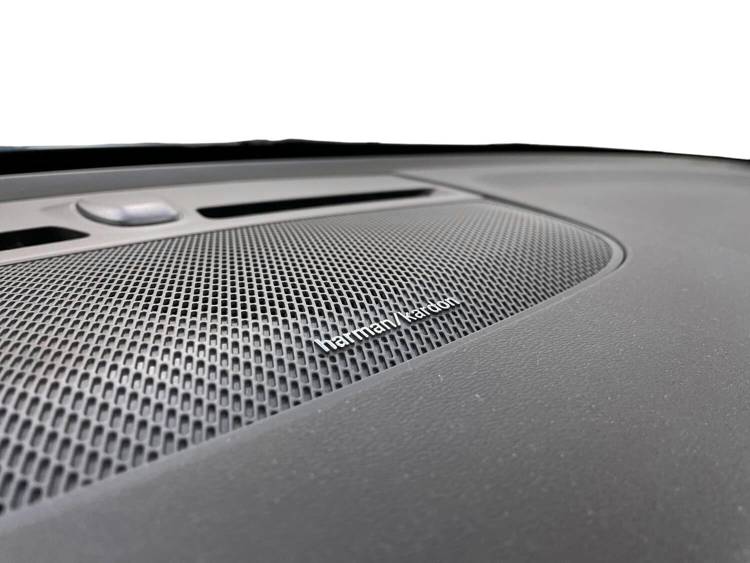 Blå Volvo XC40 fra 2022