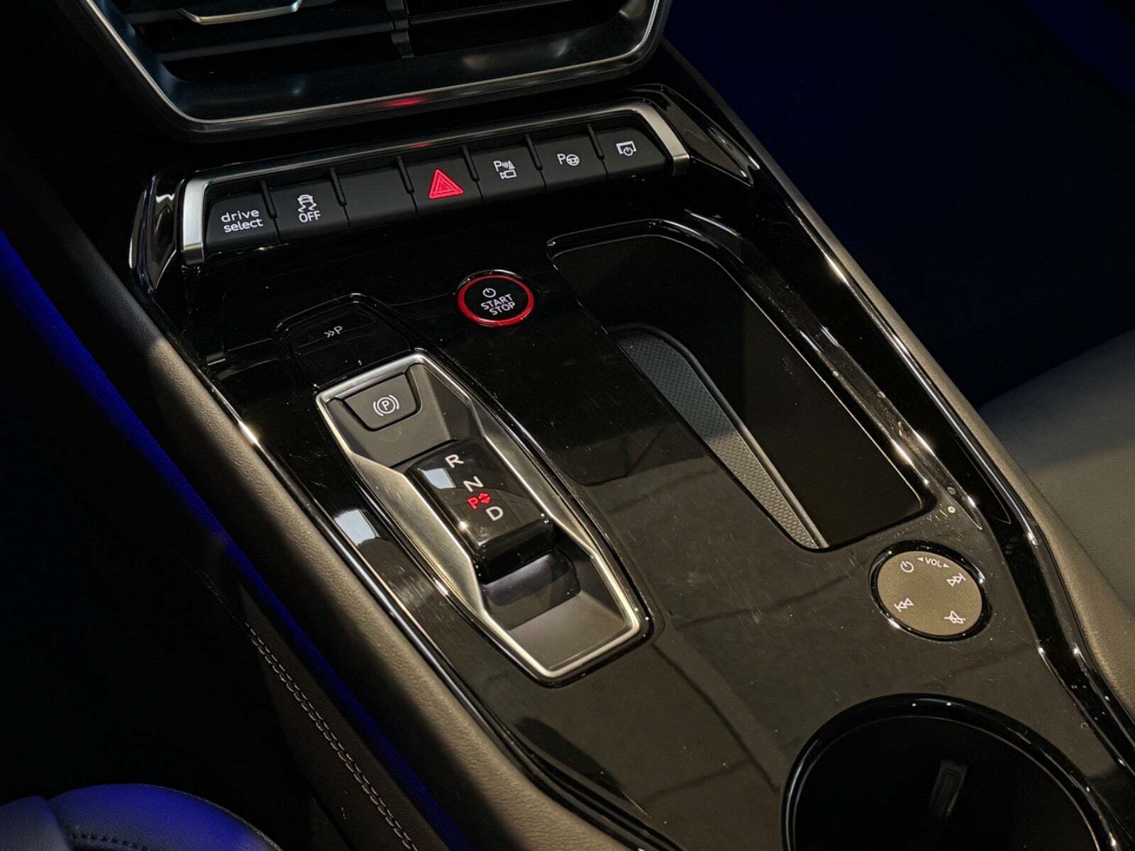 Sort Audi e-tron GT fra 2021