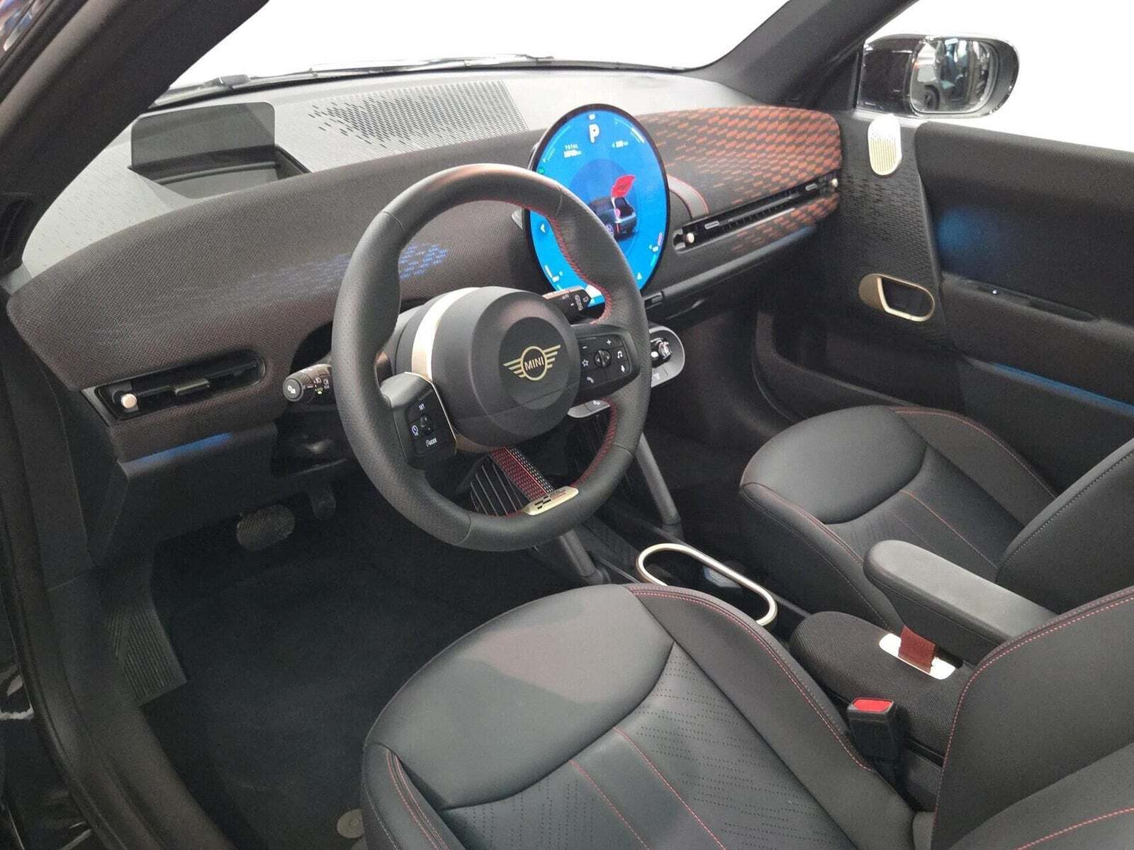 Sort Mini Cooper SE fra 2024