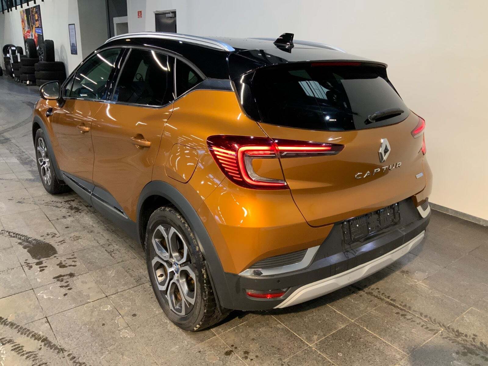 Renault Captur 1,6 E-Tech Intens