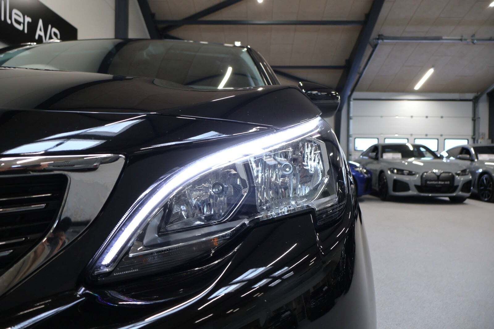 Peugeot 5008 1,5 BlueHDi 130 Allure 7prs