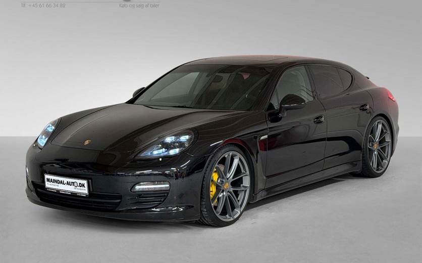 Porsche Panamera 4S