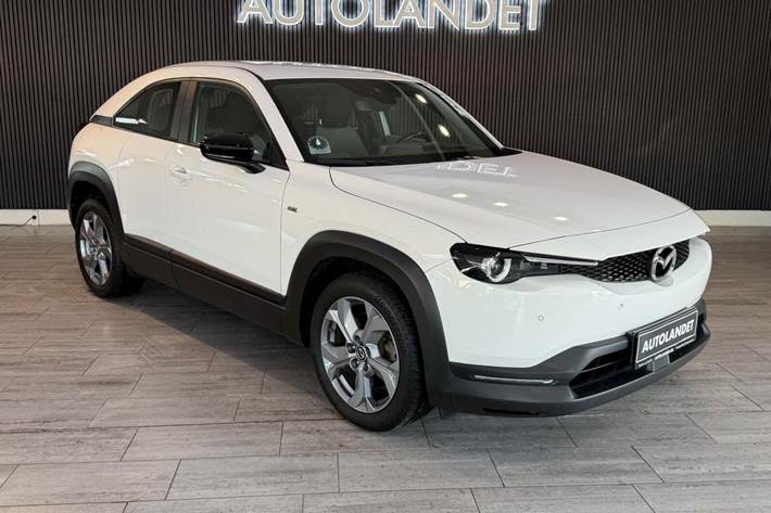 Hvid Mazda MX-30 fra 2022 set udefra