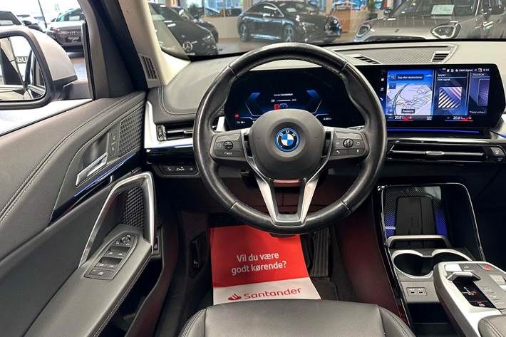Sort BMW iX1 fra 2023